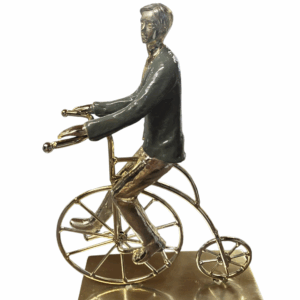 HOMME À VÉLO